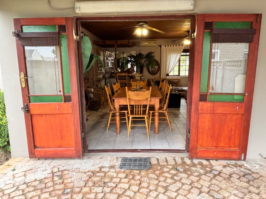 3 Bedroom Property for Sale in Dobson Western Cape